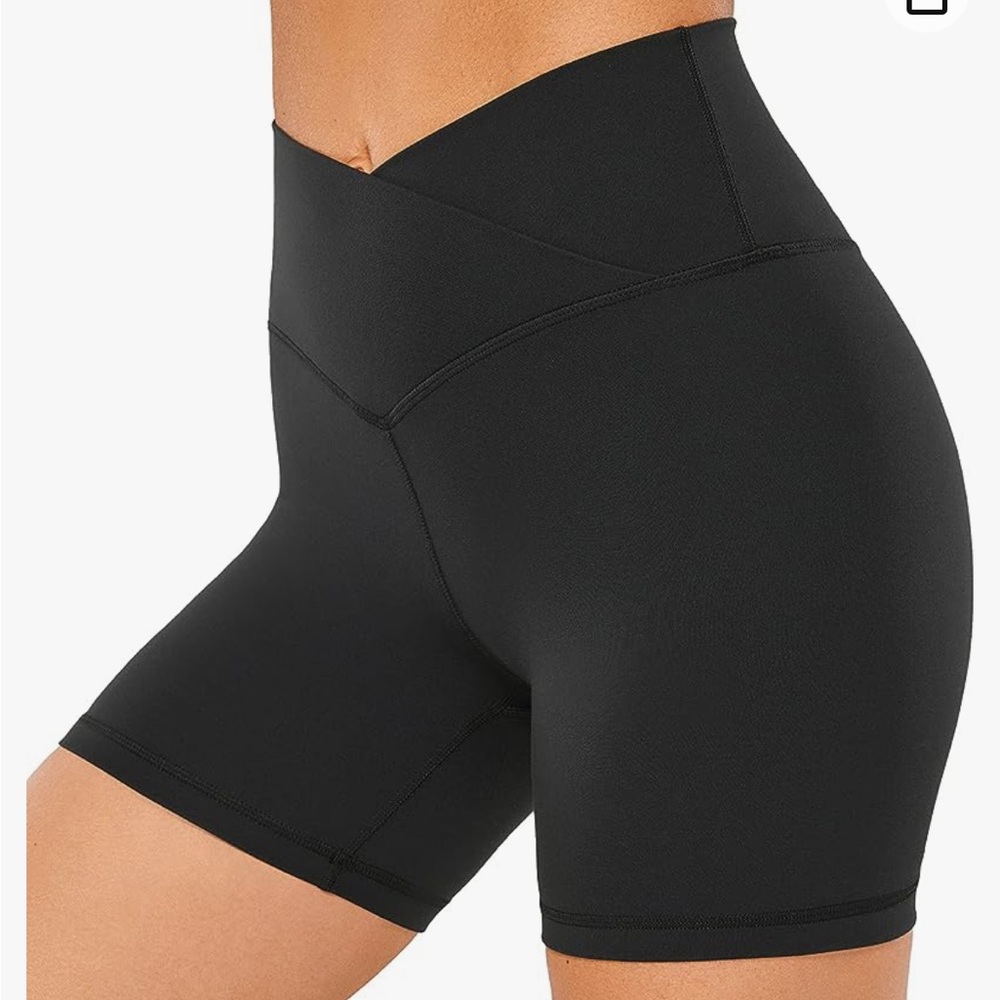 NWT XS CRZ yoga crossover short